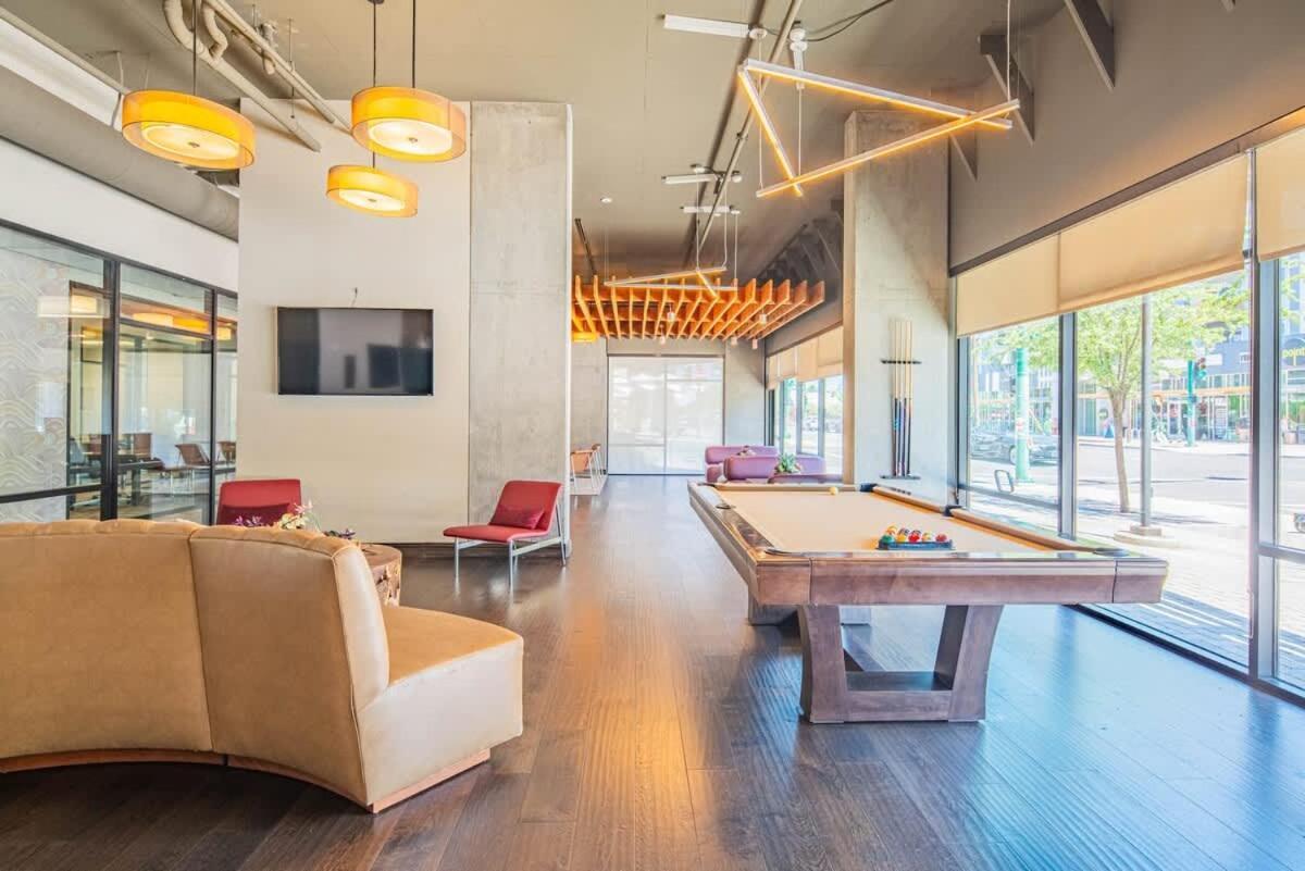 Apartment Unique 1bd - Dt Phx - Parking, Gym, Pool - Sleeps 6